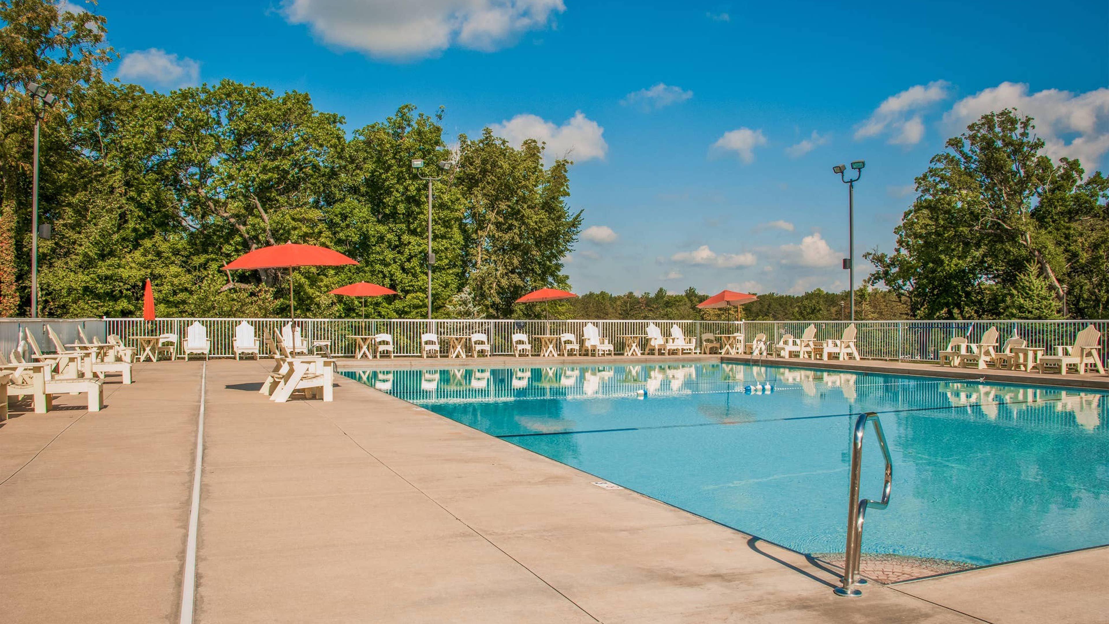 Holiday Inn Club Vacations Fox River Resort At Sheridan Экстерьер фото